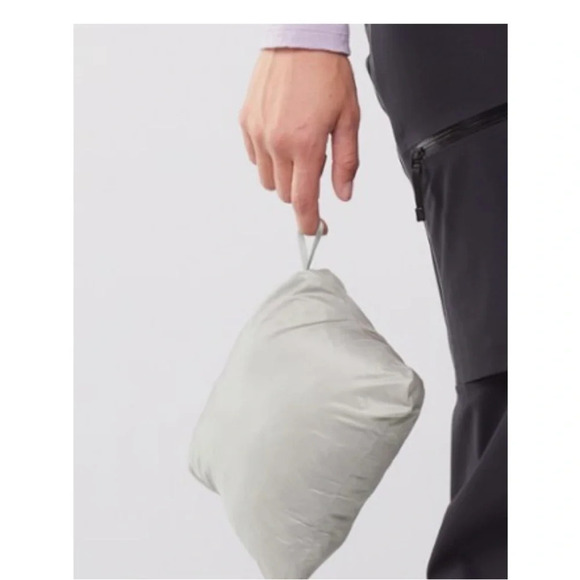 Patagonia Women’s S Small Nano Puff Jacket NWT Feather Grey Puffer - Picture 12 of 15